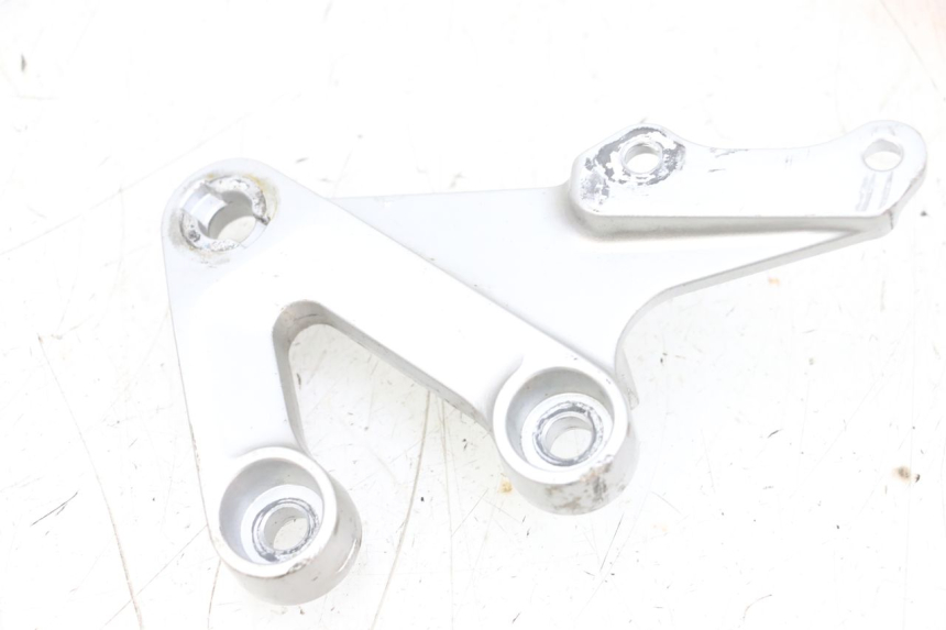 photo de VOETSTEUNPLAAT VOOR RECHTS VOORSTE SUZUKI GSXR GSX-R 1000 (2003 - 2004) - Overzicht