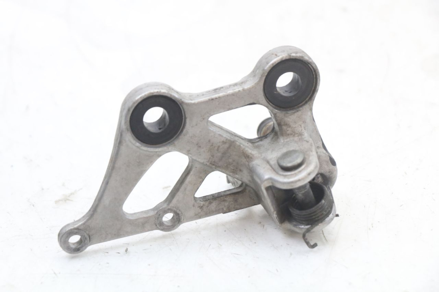 photo de VOETSTEUNPLAAT VOOR RECHTS VOORAN HONDA CBR F 1000 (1993 - 1996) - Hoofdaanzicht