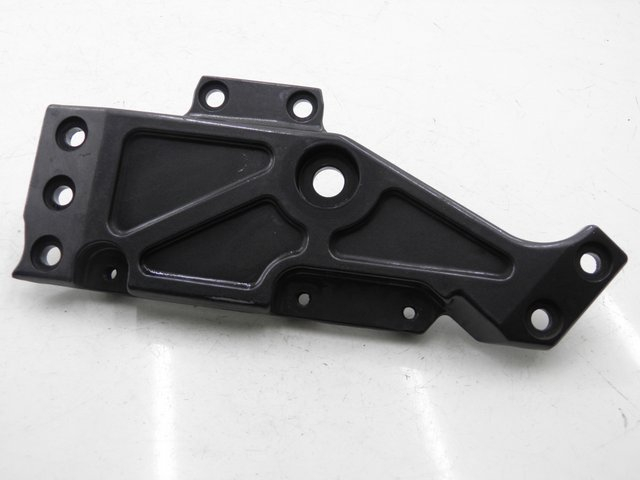 photo de VOETSTEUNPLAAT VOOR RECHTS VOORAN KAWASAKI ZEPHYR 550 (1991 - 1998) - Hoofdaanzicht