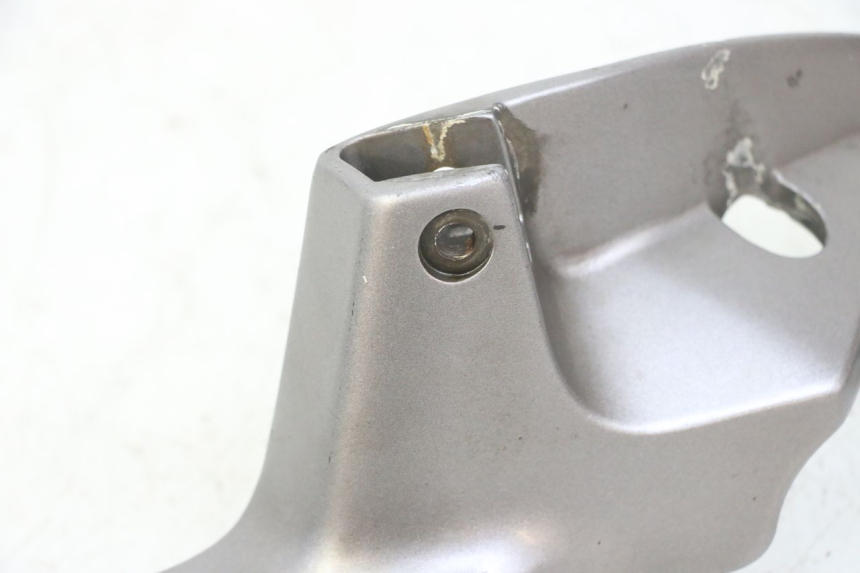photo de VOETSTEUNPLAAT VOOR RECHTS VOORSTE HONDA NTV DEAUVILLE ABS 700 (2007 - 2016) - Detail van het onderdeel