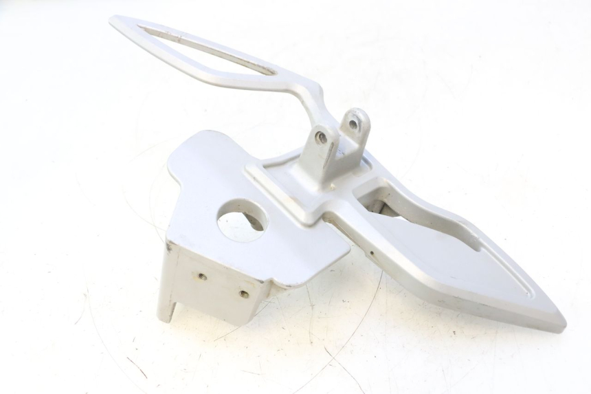 photo de VOETSTEUNPLAAT VOOR RECHTS VOOR CAN-AM SPYDER RS 1000 (2008 - 2012) - Kenmerkende details