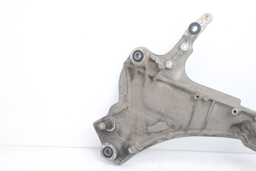 photo de VOETSTEUNPLAAT VOOR RECHTS VOOR HONDA ST PAN EUROPEAN 1100 (1990 - 2002) - Overzicht