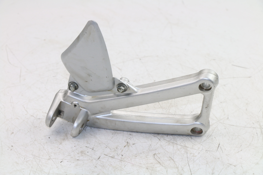 photo de VOETSTEUNPLAAT VOOR RECHTS VOORAN DUCATI ST3 992 (2006 - 2008) - Hoofdaanzicht