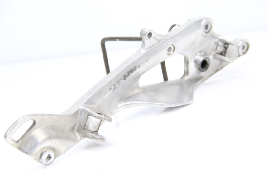 photo de VOETSTEUNPLAAT VOOR RECHTS VOORAN YAMAHA TDM ABS 900 (2002 - 2014) - Hoofdaanzicht