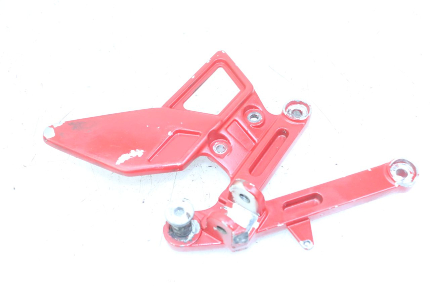 photo de VOETSTEUNPLAAT VOOR RECHTS VOORSTE YAMAHA TZR 50 (2008 - 2016) - Hoofdaanzicht