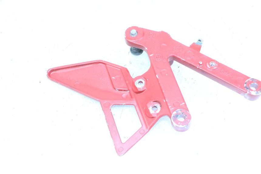 photo de VOETSTEUNPLAAT VOOR RECHTS VOORSTE YAMAHA TZR 50 (2008 - 2016) - Zoom op gebruiksstaat