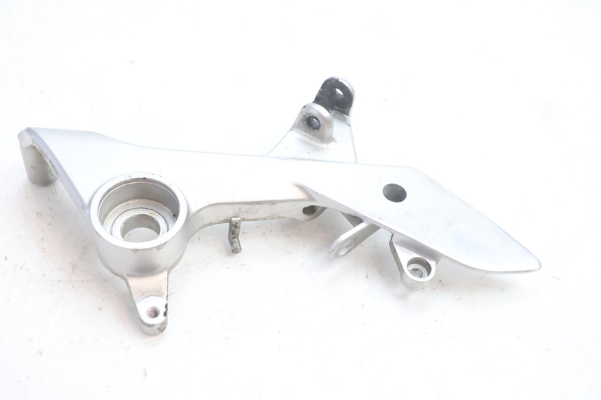 photo de VOETSTEUNPLAAT VOOR RECHTS VOORAN HONDA VFR FI RC46 800 (1998 - 2001) - Overzicht