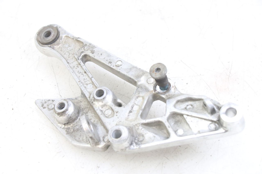 photo de VOETSTEUNPLAAT VOOR RECHTS VOORAN YAMAHA XJN DIVERSION 600 (2000 - 2003) - Andere kijkhoek