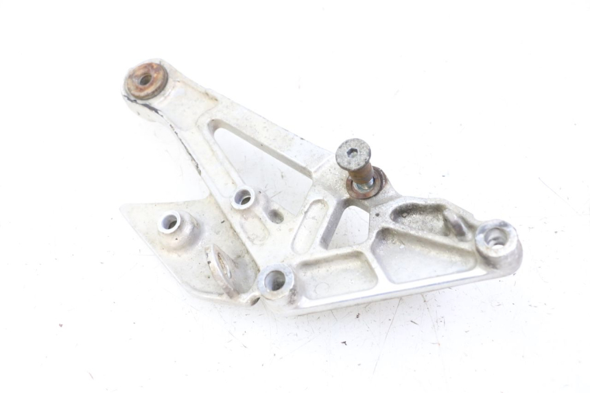 photo de VOETSTEUNPLAAT VOOR RECHTS VOORAN YAMAHA XJN DIVERSION 600 (2000 - 2003) - Overzicht