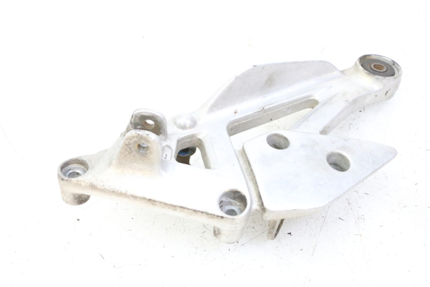 photo de VOETSTEUNPLAAT VOOR RECHTS VOORAN YAMAHA XJN DIVERSION 600 (2000 - 2003) - Gecontroleerd onderdeel