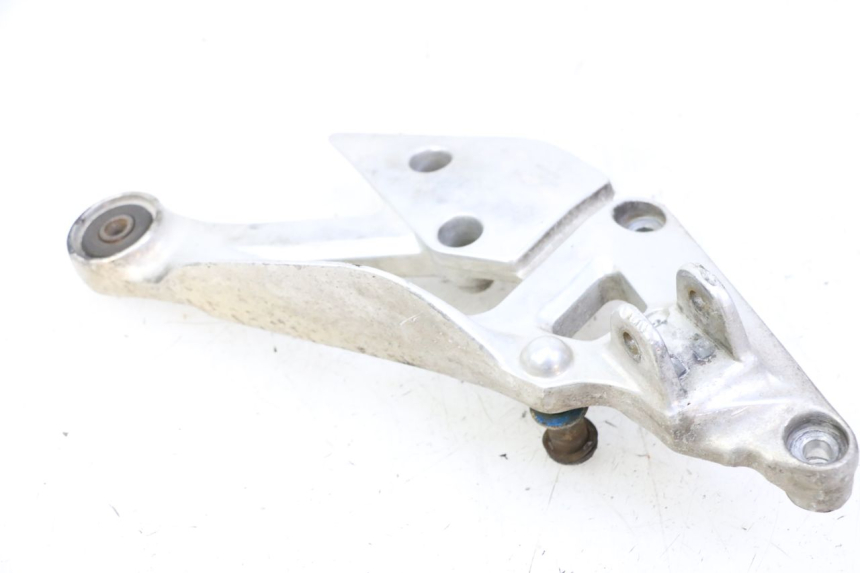 photo de VOETSTEUNPLAAT VOOR RECHTS VOORAN YAMAHA XJN DIVERSION 600 (2000 - 2003) - Markeringen en referenties