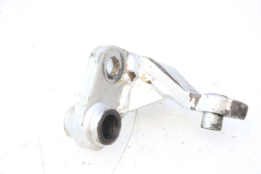 photo de VOETSTEUNPLAAT VOOR RECHTS VOOR HONDA XRV AFRICA TWIN 750 (1990 - 1992) - Detail van het onderdeel