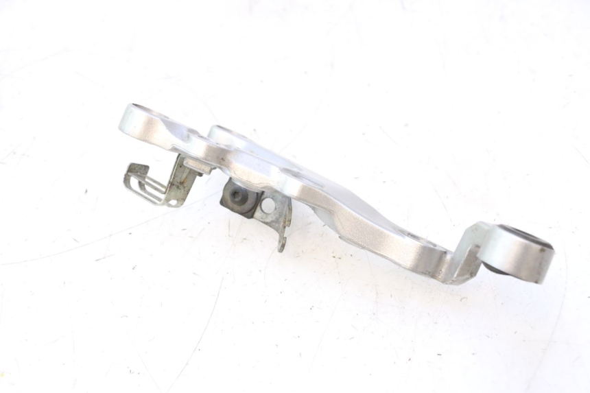 photo de VOETSTEUNPLAAT VOOR RECHTS YAMAHA YZF R6 600 (2008 - 2009) - Andere kijkhoek