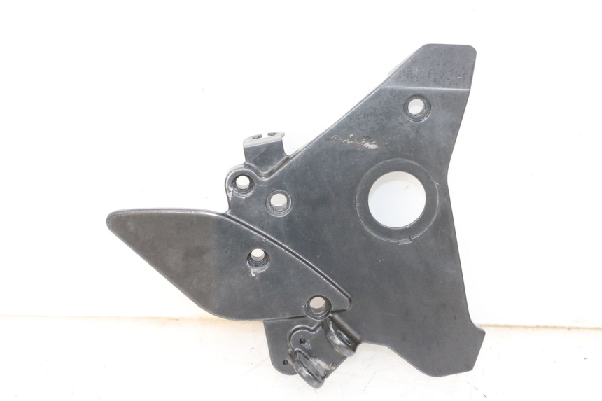 photo de VOETSTEUNPLAAT VOOR RECHTS VOORAN KAWASAKI ZR 7 750 (1999 - 2004) - Hoofdaanzicht