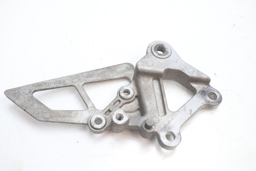 photo de VOETSTEUNPLAAT VOOR RECHTS VOORAN KAWASAKI ZX-6R ZX6R 600 (1995 - 1997) - Andere kijkhoek