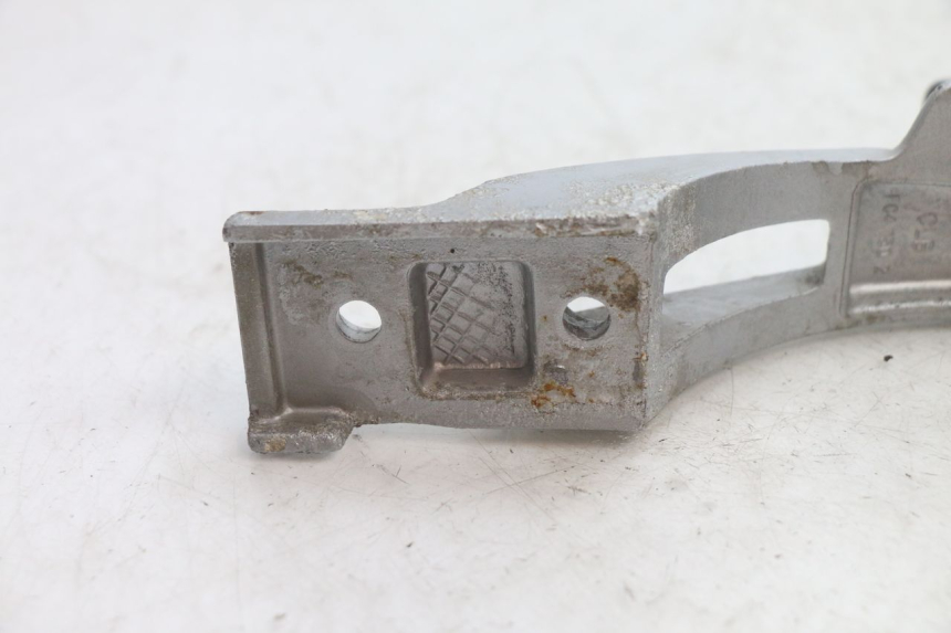 photo de VOETSTEUNPLAAT VOOR LINKS PEUGEOT 103 SPX CLIP 50 (1989 - 1992) - Overzicht