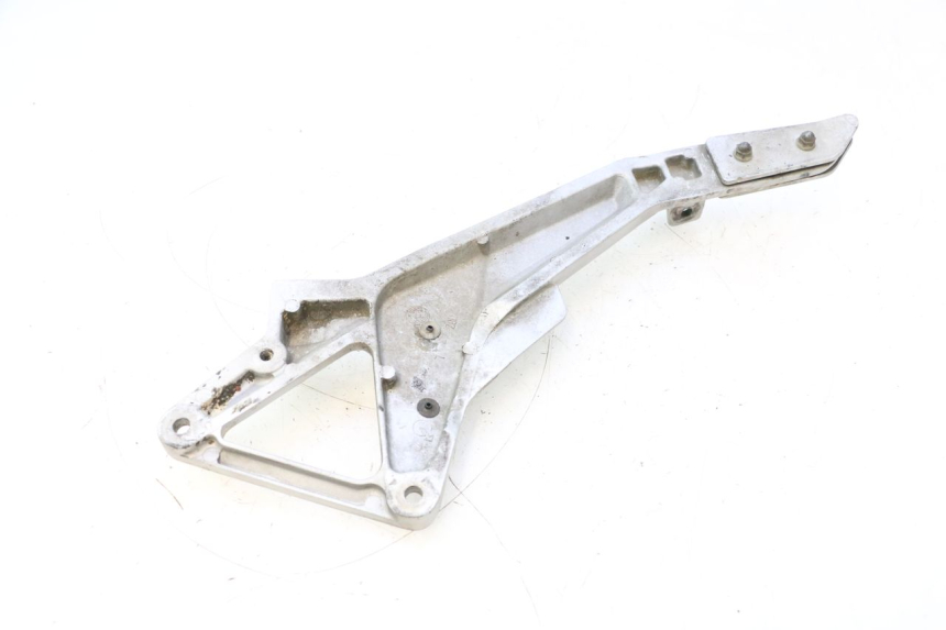 photo de LINKER VOORSTE VOETSTEUNPLAAT HONDA CB F HORNET 600 (2005 - 2006) - Detail van het onderdeel