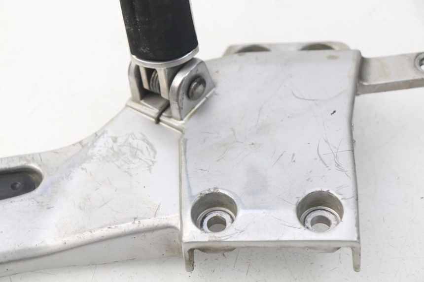 photo de VOETSTEUNPLAAT VOOR LINKS YAMAHA FJR ABS 1300 (2006 - 2012) - Zoom op gebruiksstaat