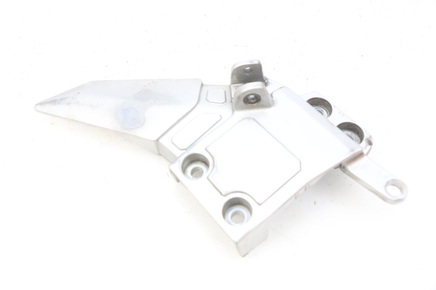 photo de VOETSTEUNPLAAT VOOR LINKS YAMAHA FJR ABS 1300 (2016 - 2020) - Zoom op gebruiksstaat