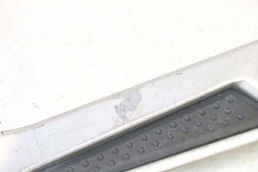 photo de VOETSTEUNPLAAT VOOR LINKS YAMAHA FJR ABS 1300 (2006 - 2012) - Technische close-up