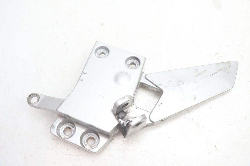 photo de LINKER VOORSTE VOETSTEUNPLAAT YAMAHA FJR 1300 (2001 - 2005) - Hoofdaanzicht