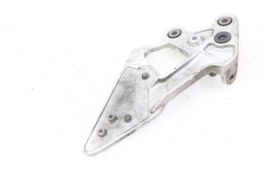 photo de VOETSTEUNPLAAT VOOR LINKS YAMAHA FZ6 FAZER S2 600 (2007 - 2011) - Zoom op gebruiksstaat