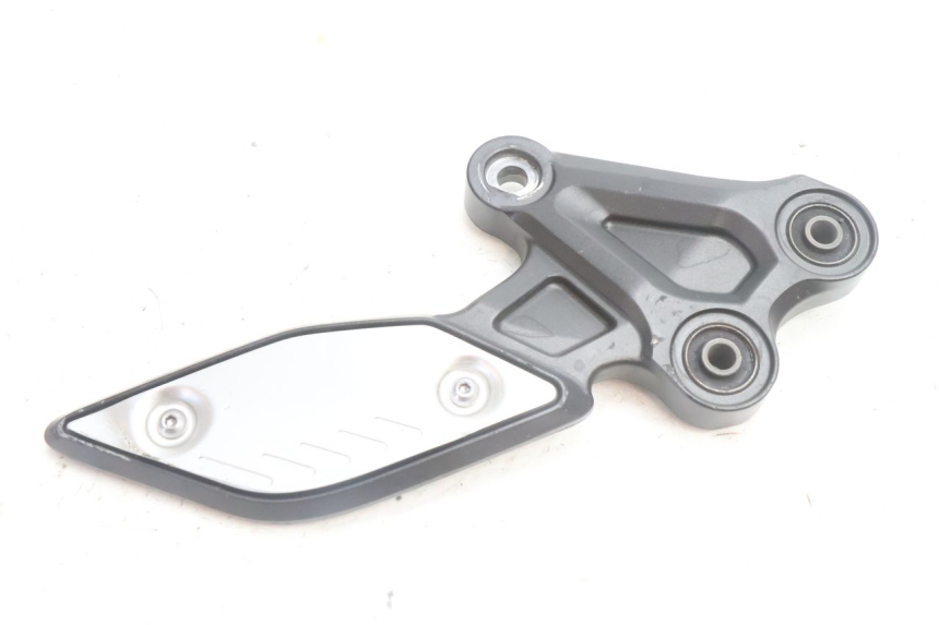 photo de VOETSTEUNPLAAT VOOR LINKS YAMAHA FZ8 800 (2010 - 2016) - Overzicht