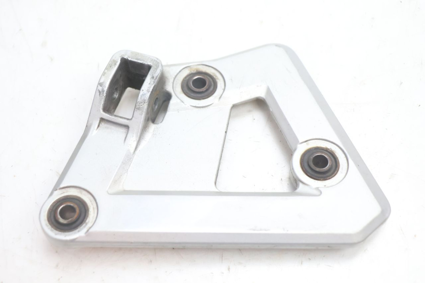 photo de VOETSTEUNPLAAT VOOR LINKS SUZUKI GSX F GSXF 750 (1988 - 1998) - Andere kijkhoek