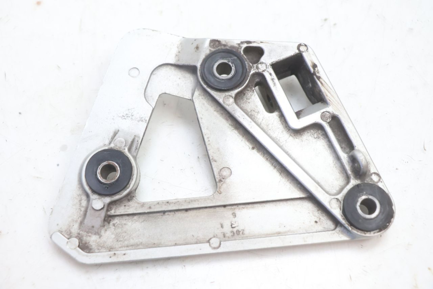 photo de VOETSTEUNPLAAT VOOR LINKS SUZUKI GSX F GSXF 750 (1988 - 1998) - Overzicht