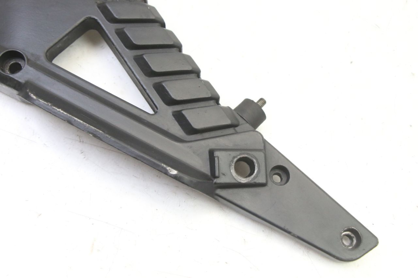 photo de VOETSTEUNPLAAT VOOR LINKS BMW K 75 RT 750 (1989 - 1997) - Andere kijkhoek