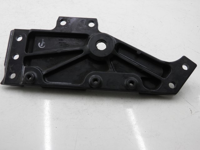photo de VOETSTEUNPLAAT VOOR LINKS KAWASAKI ZEPHYR 550 (1991 - 1998) - Detail van het onderdeel