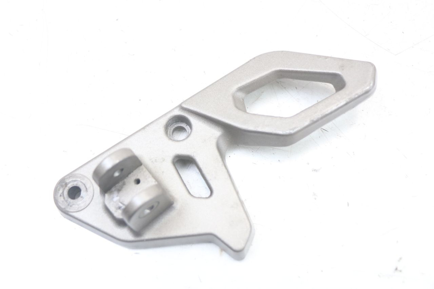 photo de VOETSTEUNPLAAT VOOR LINKS MASAI SCRAMBLER SPORT 125 (2021 - 2025) - Hoofdaanzicht