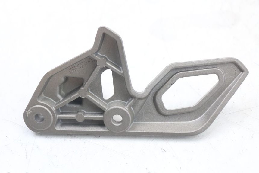 photo de VOETSTEUNPLAAT VOOR LINKS MASAI SCRAMBLER SPORT 125 (2021 - 2025) - Overzicht