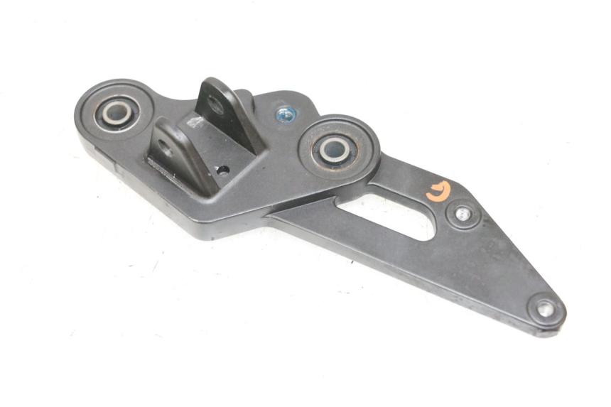 photo de VOETSTEUNPLAAT VOOR LINKS YAMAHA MT-07 MT07 ABS 700 (2018 - 2020) - Andere kijkhoek