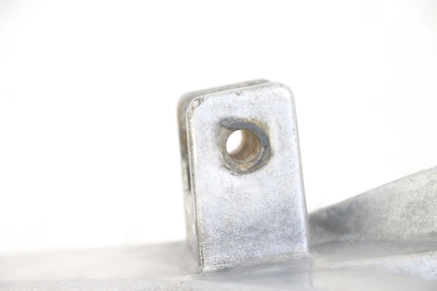 photo de VOETSTEUNPLAAT VOOR LINKS HONDA NTV DEAUVILLE 650 (1998 - 2001) - Andere kijkhoek