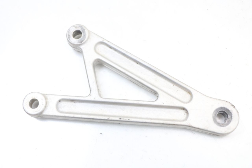 photo de VOETSTEUNPLAAT VOOR LINKS APRILIA RS 50 (2006 - 2010) - Detail van het onderdeel