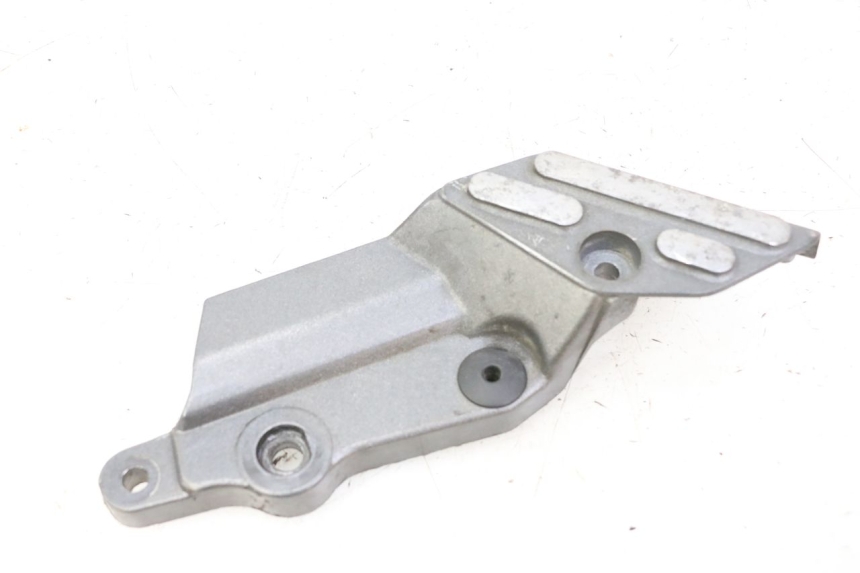 photo de VOETSTEUNPLAAT VOOR LINKS TRIUMPH SPRINT 900 (1995 - 1998) - Hoofdaanzicht