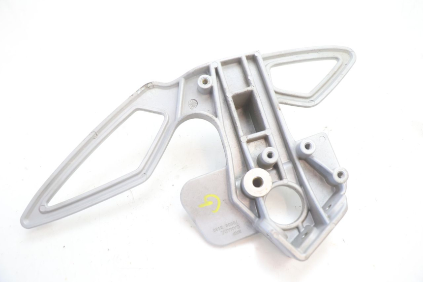 photo de LINKER VOORSTE VOETSTEUNPLAAT CAN-AM SPYDER RS 1000 (2008 - 2012) - Bevestigingspunten