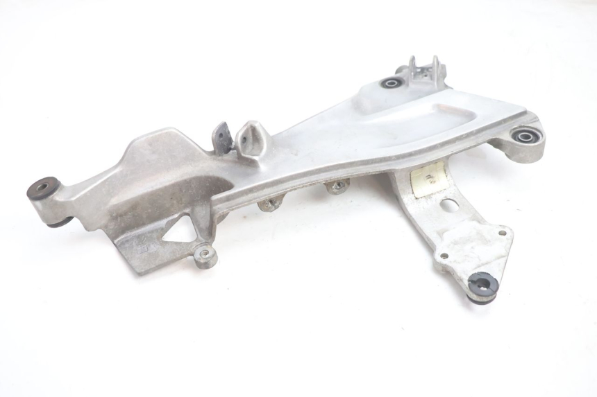 photo de VOORSTE LINKER VOETSTEUNPLAAT HONDA ST PAN EUROPEAN 1100 (1990 - 2002) - Technische close-up