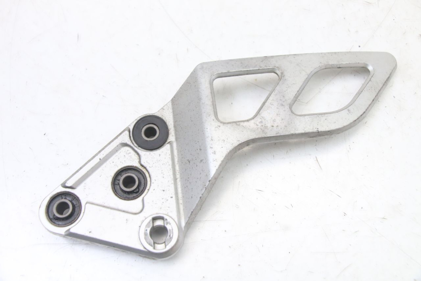 photo de VOETSTEUNPLAAT VOOR LINKS VOORAN SUZUKI GSX F GSXF 650 (2007 - 2015) - Hoofdaanzicht