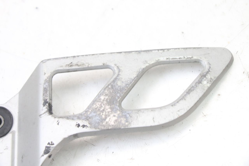 photo de VOETSTEUNPLAAT VOOR LINKS VOORAN SUZUKI GSX F GSXF 650 (2007 - 2015) - Zoom op gebruiksstaat