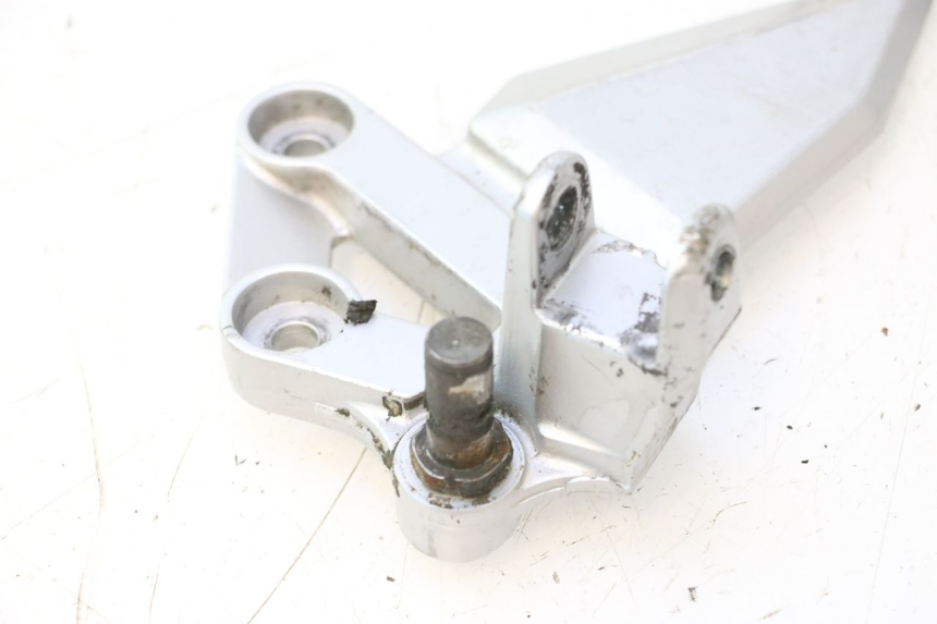 photo de VOETSTEUNPLAAT VOOR LINKS SUZUKI SV S 650 (2003 - 2009) - Overzicht