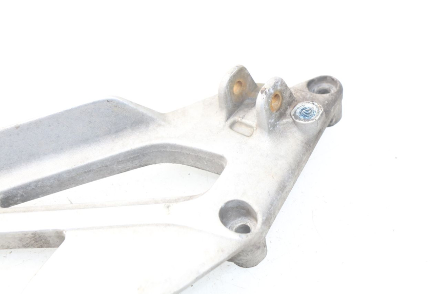 photo de VOETSTEUNPLAAT VOOR LINKS YAMAHA XJ600 XJ DIVERSION 600 (1992 - 1997) - Technische close-up