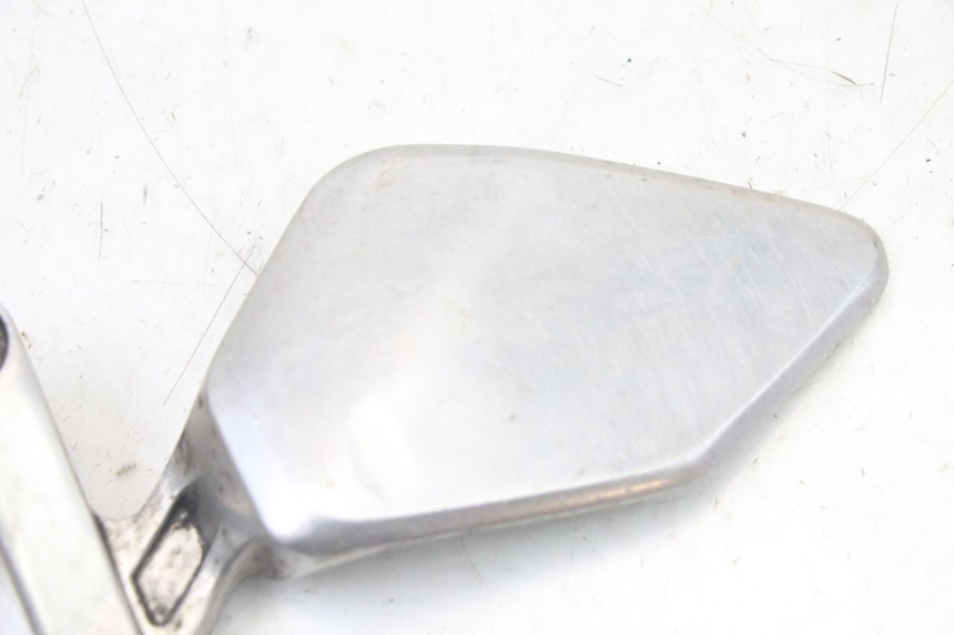 photo de VOETSTEUNPLAAT VOOR LINKS YAMAHA FZS FAZER 600 (2001 - 2003) - Zoom op gebruiksstaat