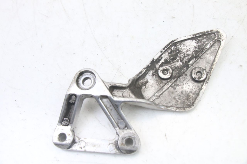 photo de VOETSTEUNPLAAT VOOR LINKS YAMAHA FZS FAZER 600 (2001 - 2003) - Overzicht