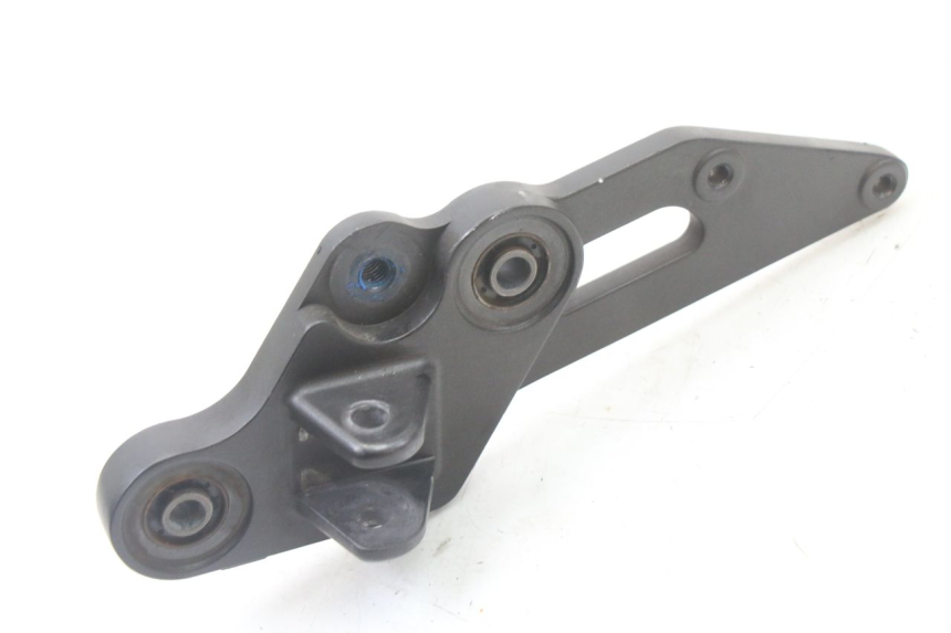 photo de VOETSTEUNPLAAT VOOR LINKS YAMAHA TRACER 7 700 (2020 - 2024) - Hoofdaanzicht