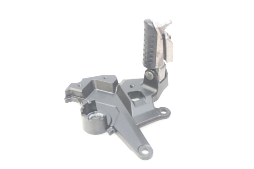 photo de VOETSTEUNPLAAT VOOR LINKS KAWASAKI Z 650 (2016 - 2019) - Overzicht