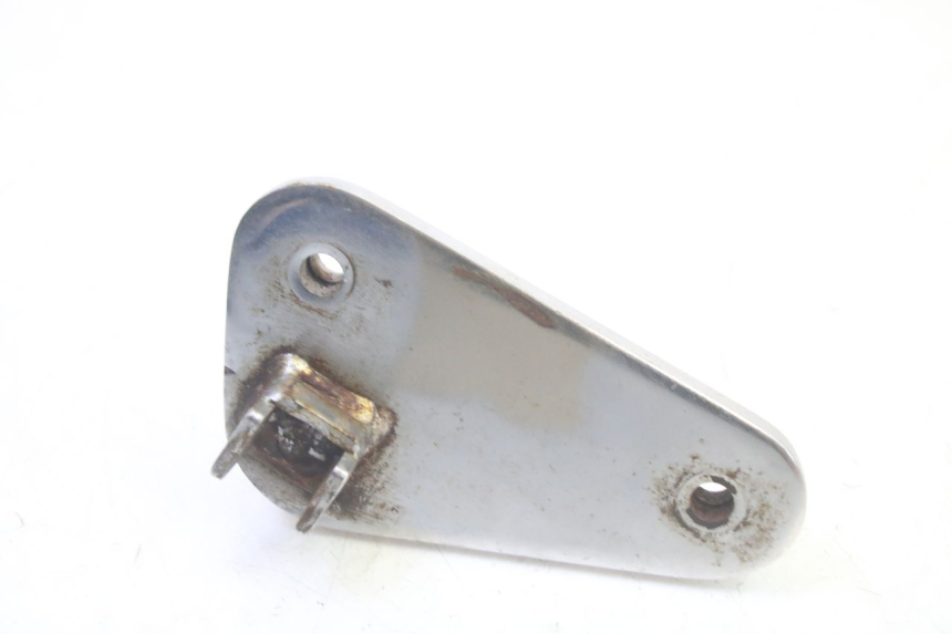 photo de VOETSTEUNPLAAT VOOR LINKS KYMCO ZING 125 (1997 - 2003) - Detail van het onderdeel