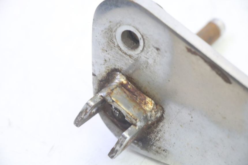 photo de VOETSTEUNPLAAT VOOR LINKS KYMCO ZING 125 (1997 - 2003) - Zoom op gebruiksstaat