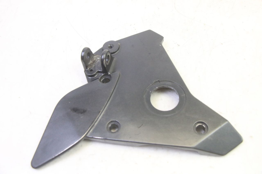 photo de VOETSTEUNPLAAT VOOR LINKS KAWASAKI ZR 7 750 (1999 - 2004) - Zoom op gebruiksstaat